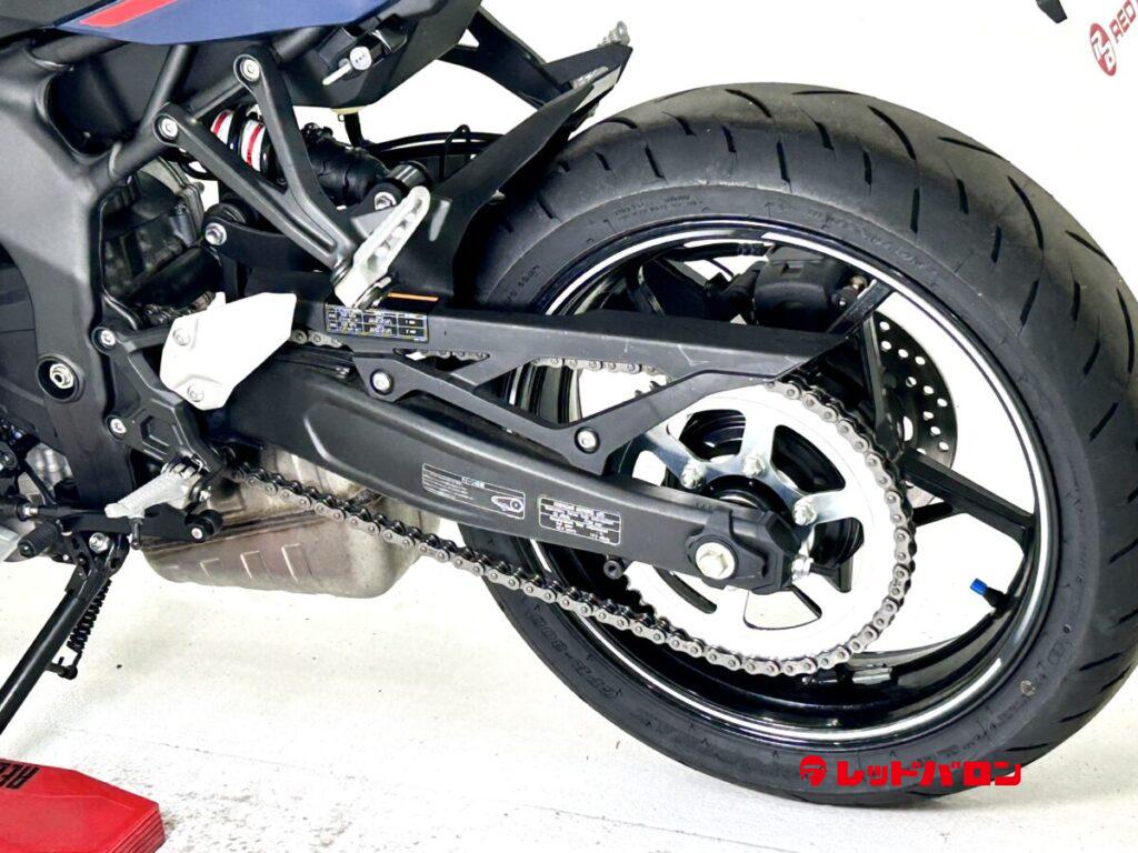 レッドバロンバイク バイクブーム時代を生き抜いたロングセラー＝純正スタイルの