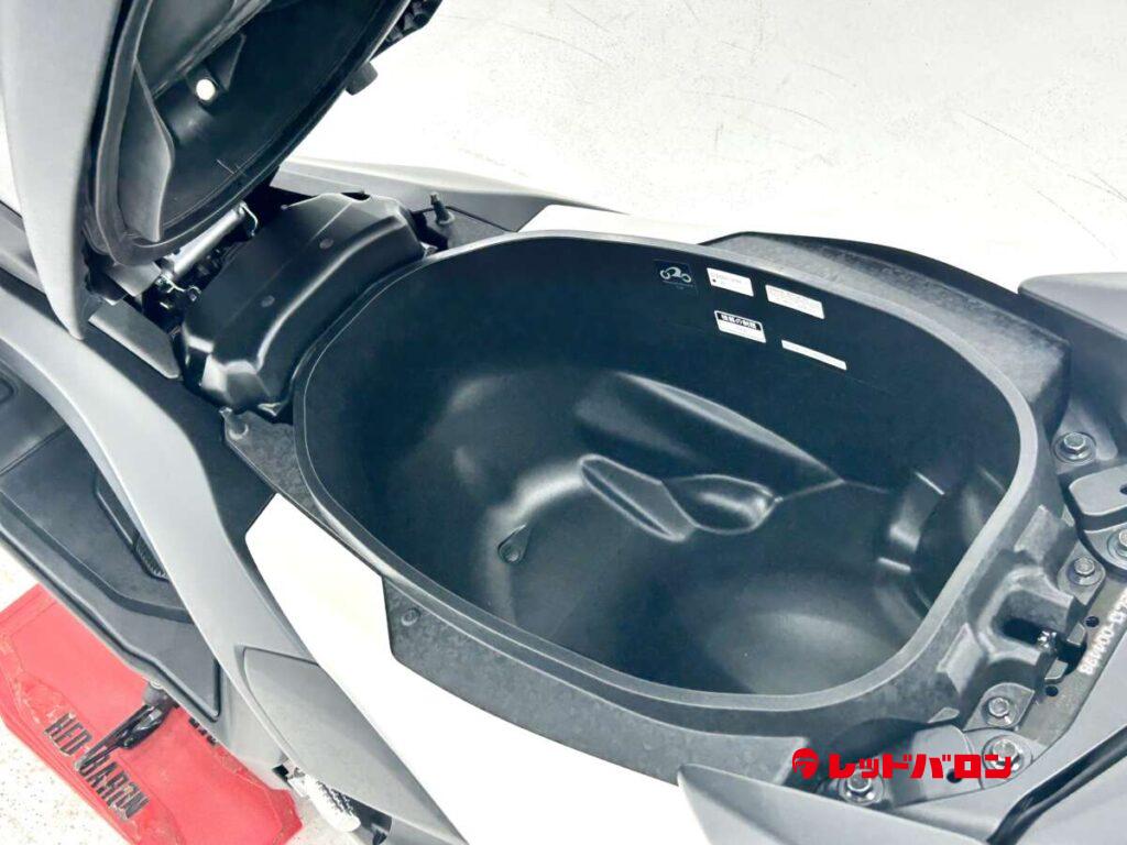 NMAX125 - レッドバロン公式