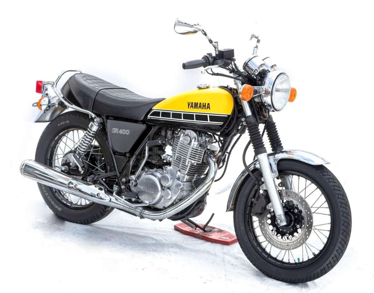 ヤマハ　SR400